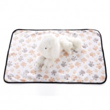 Pet White Flannel Dog Claw Blanket